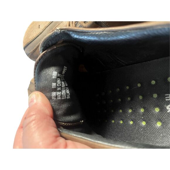 Clarks Womens Wave Olive Green Leather Lace Up Sneaker Walking Shoes Size 11M - Picture 3 of 12